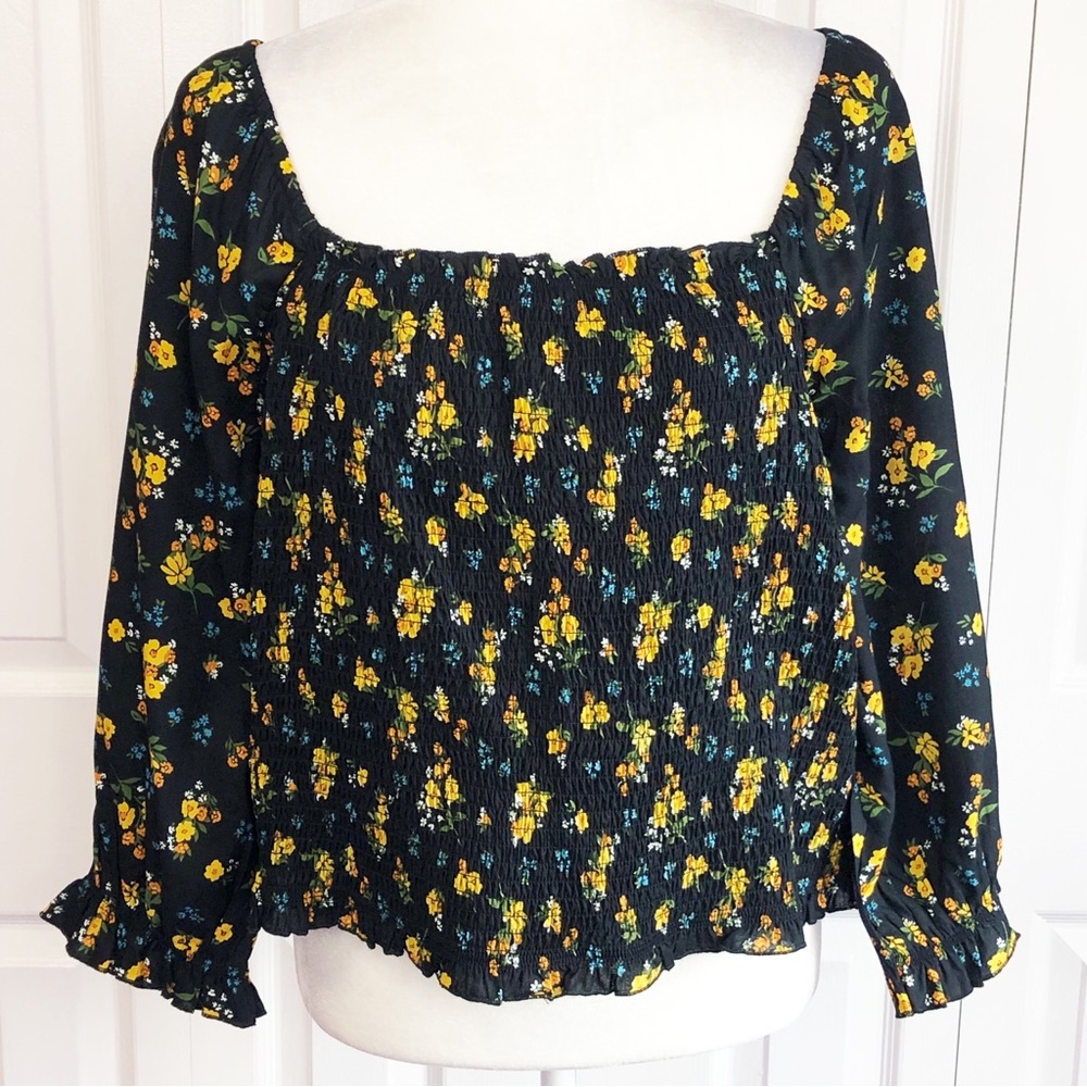 NWT Jolie & Joy Black Floral Off Shoulder Smocked Cropped Blouse 3X